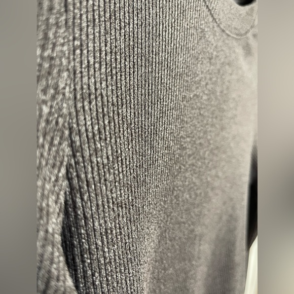 H&M Ribbed Sweater - Picture 3 of 4